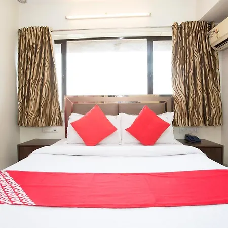 Oyo 23478 Kamran Residency Hotel