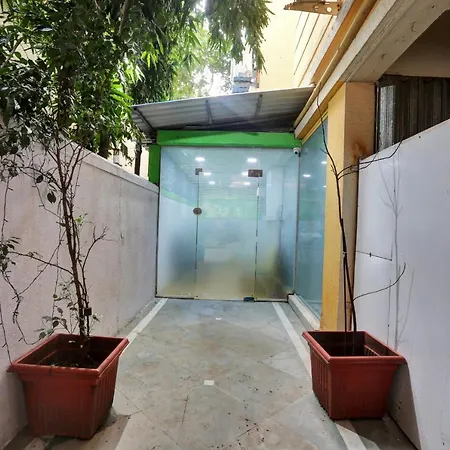 Oyo Flagship 83355 Om Sai Hotel