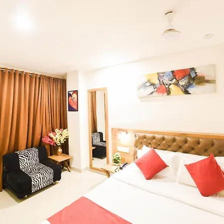 Hotel Grandeur-near International Airport 3*