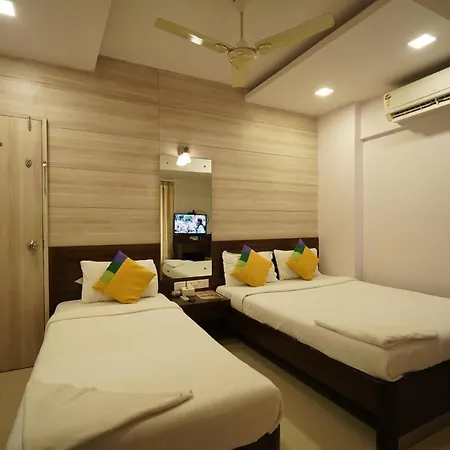 Daisy Residency By Zone Hotelz Guest house Mumbai