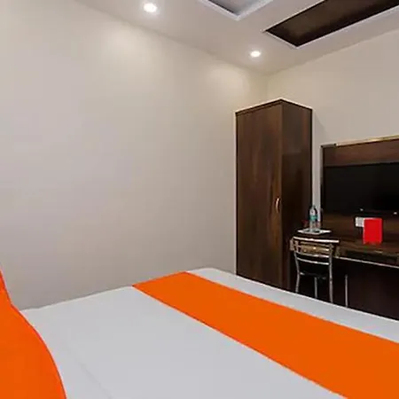 Oyo 9327 Royce Executive 3* Mumbai