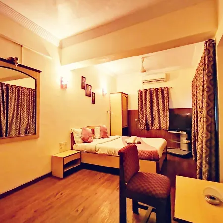 Neelkiran Hotel