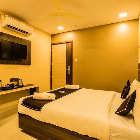 Golden Crown Guest house