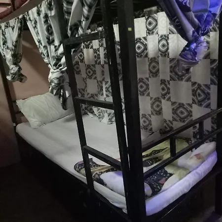 Mumbai Star Dormitory Ac Deluxe Mumbai