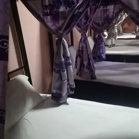 Mumbai Star Dormitory Ac Deluxe Lodge *