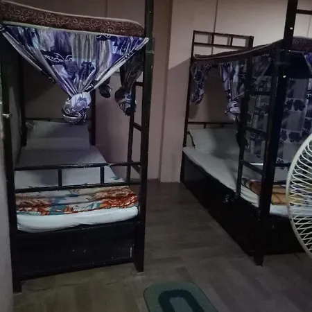 Mumbai Star Dormitory Ac Deluxe Lodge