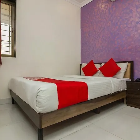Hotel Omkar Residency 3*