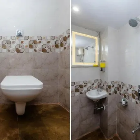 Omkar Residency 3*