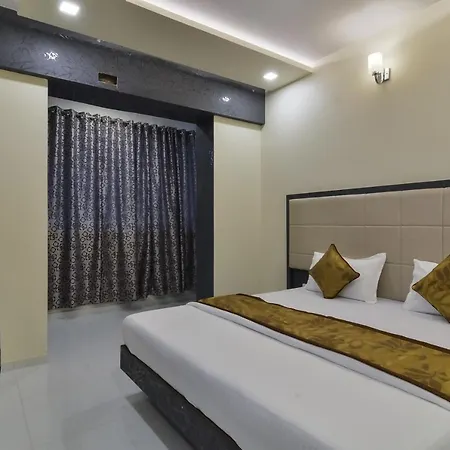 Hotel Aroma- Dadar