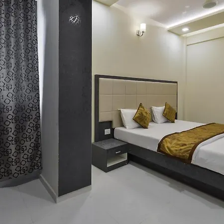 Aroma- Dadar Hotel Mumbai