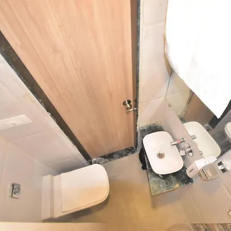 Bed & Breakfast Hotel Juhu 6 *