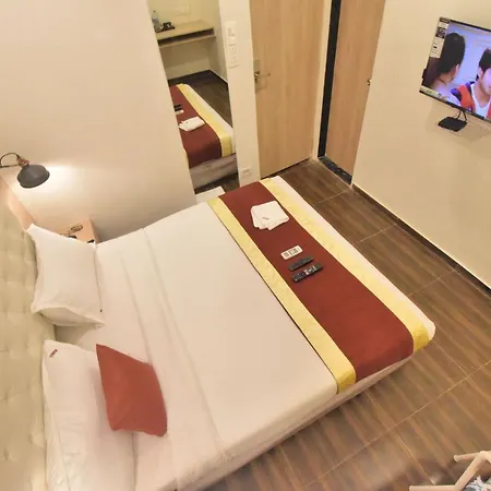 Hotel Juhu 6 Bed & Breakfast *
