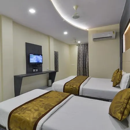 Aroma- Dadar Hotel
