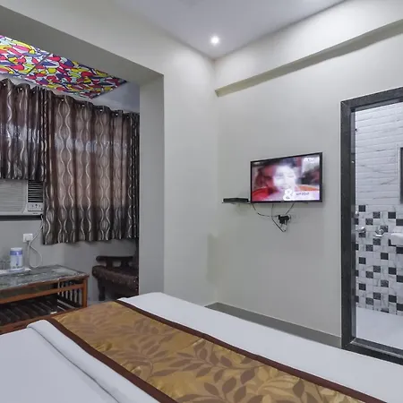 Hotel Aroma- Dadar Mumbai