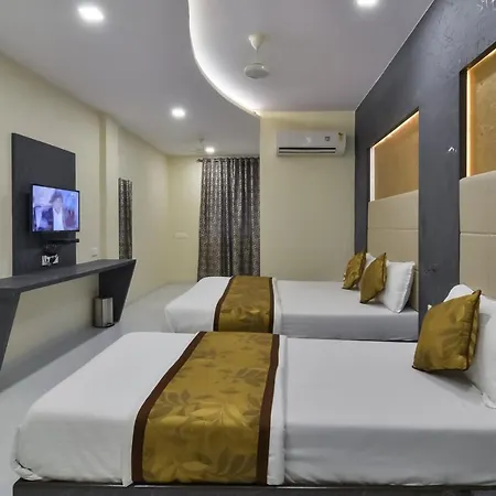Aroma- Dadar Hotel 3*