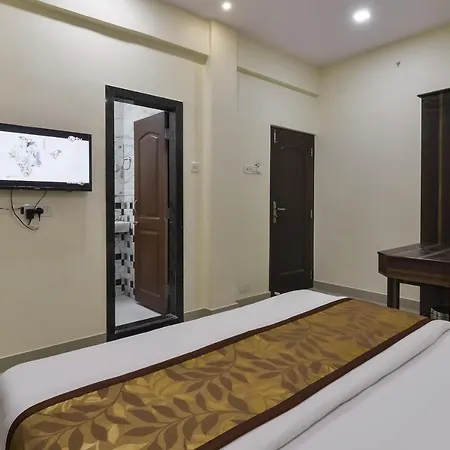 Hotel Aroma- Dadar 3*