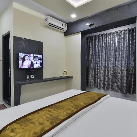 Hotel Aroma- Dadar