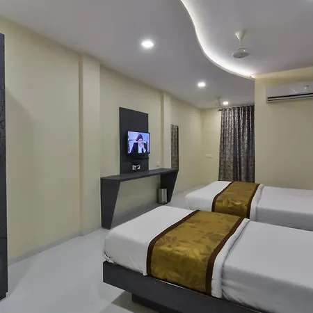 Aroma- Dadar 3*
