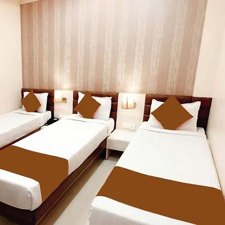 Hotel Heritage Hotel 2*
