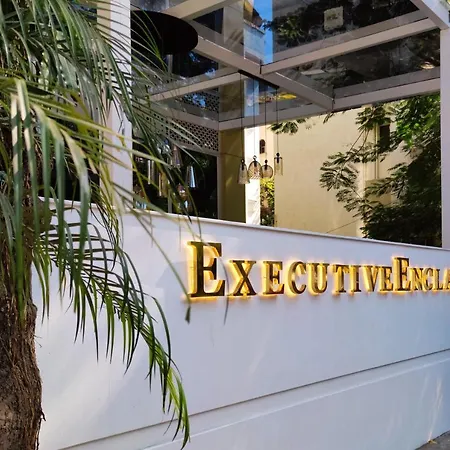 Executive Enclave Hotel 3*
