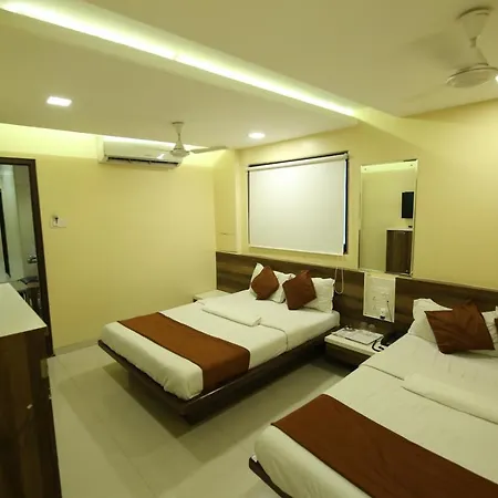 Hotel Collection O Airport Metro Andheri East Mumbai