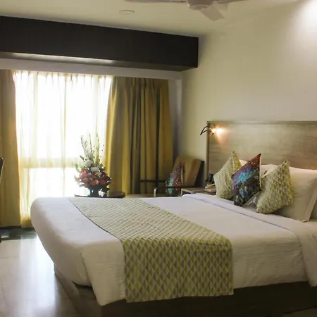 Regenta Place The Emerald 4*
