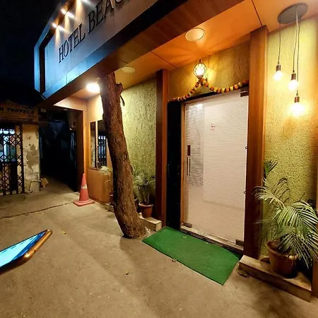 Hotel Crown Juhu Mumbai
