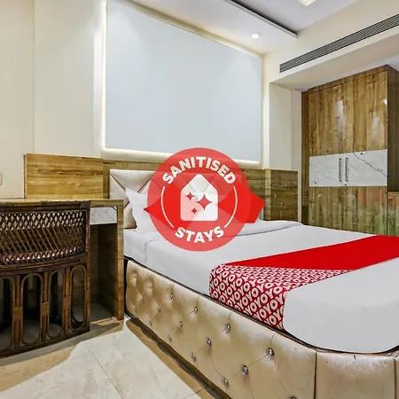 Oyo 85290 Milona Service Hotel