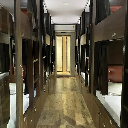 New Dormitory Point Hostel