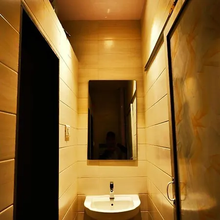 Hostel New Dormitory Point *