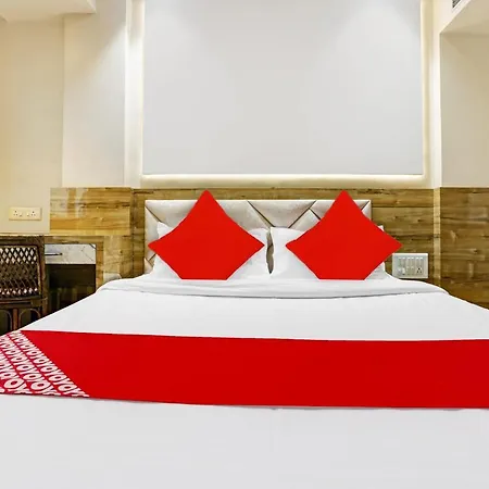 Oyo 85290 Milona Service Hotel Mumbai