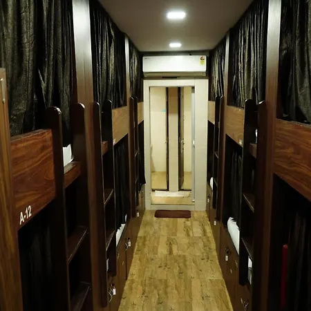 New Dormitory Point Hostel