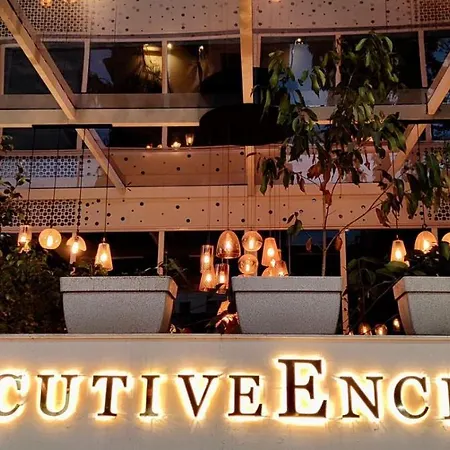 Executive Enclave 3*