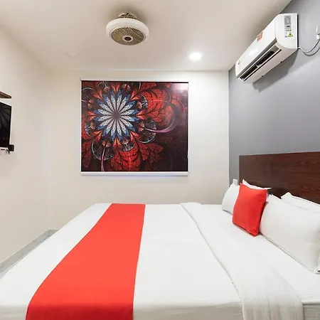 De Classico Mhada Hotel