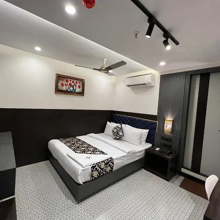 Rich Hotel Mumbai