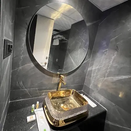 Rich Hotel Mumbai