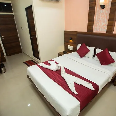 Hotel J D Residency 3*