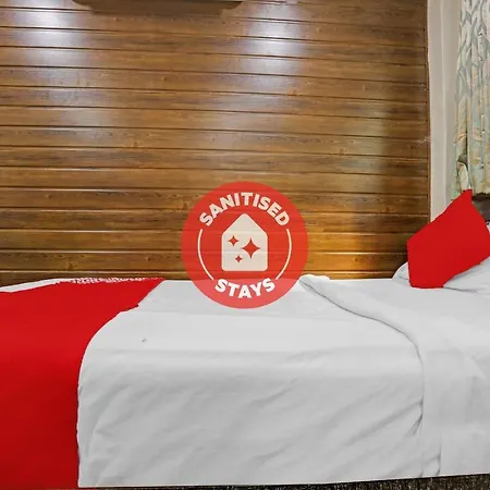 Oyo 84398 Maroshi Residency 3*