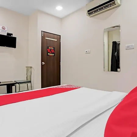 Oyo 85804 K D Palace 3* Mumbai