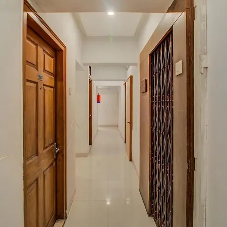 Oyo Flagship 572 Santacruz West Hotel Mumbai