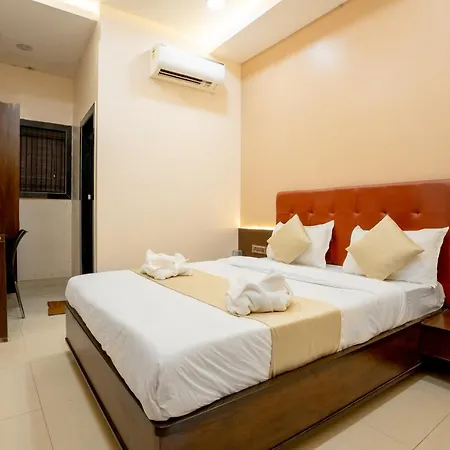 Hotel Empire - Near International Airport