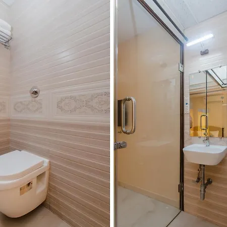 Oyo 5012 View Residency 3*