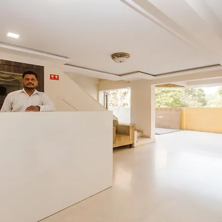 Hotel Oyo 5012 View Residency
