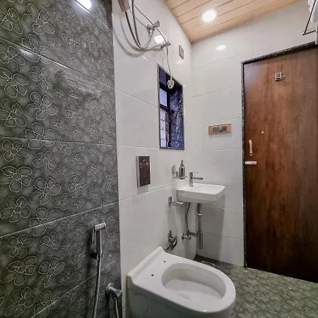 Empire - Near International Airport 3* Mumbai
