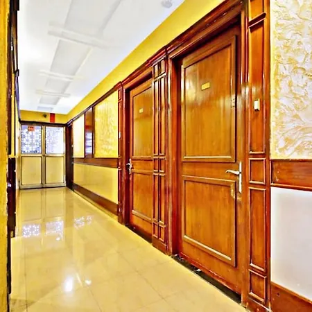 Hotel Mina International 3*