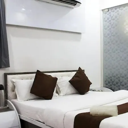 Satellite Hotel 3*