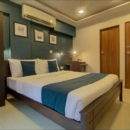 Hotel Om Sai *