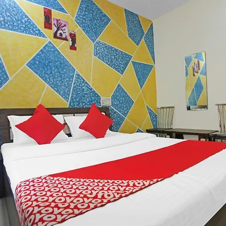 Hotel Oyo 85804 K D Palace