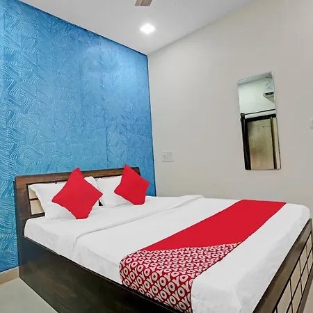 Hotel Oyo 85804 K D Palace