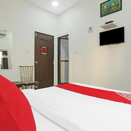 Hotel Oyo 85804 K D Palace 3*